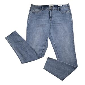 Jessica Simpson Kiss Me Skinny Mid Rise Women's Jeans in Blue, Size: 16/33.
